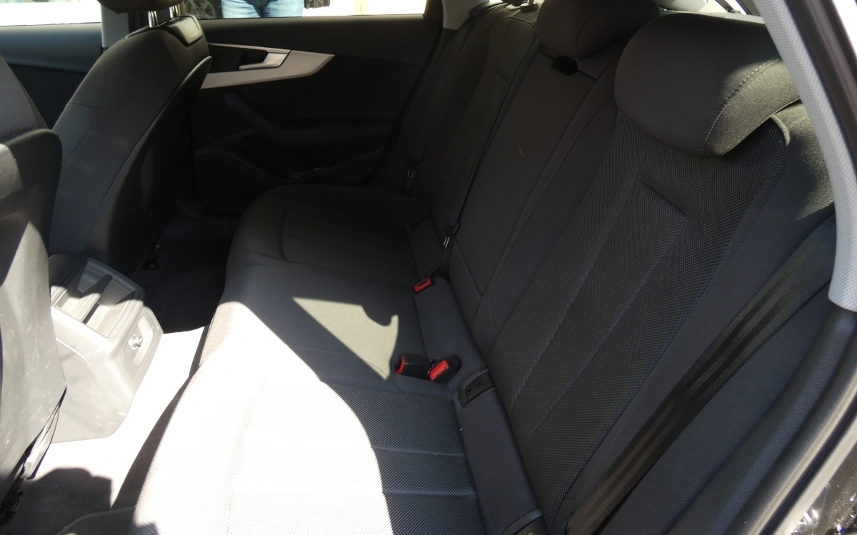 Audi A4 — 12
